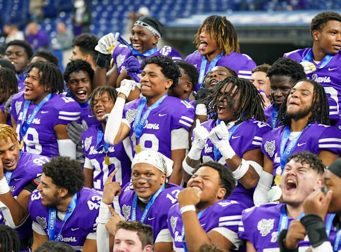 Ben Davis vs Crown Point IHSAA 6A Final November 25, 2023 Photo-Tyler Hart42